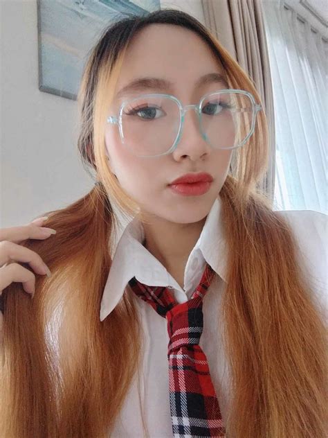 เปิดประวัติ น้องแคนดี้ CANDY COLA สาวสวย OnlyFans18+ ลีลาเด็ดยั่ว