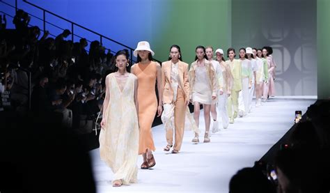 Shenzhen Fashion Week Spring Summer Kicks Off People S