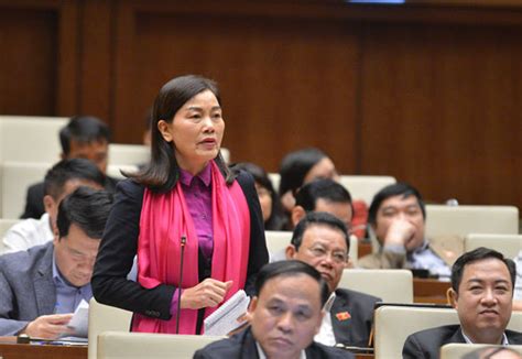 Tranh Lu N Gay G T Vi C T Ch Lu T Giao Th Ng Ng B