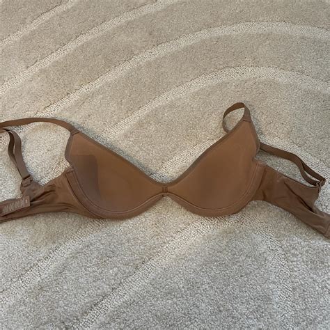 Skims Nude Unlined Underwire Bra Size B New With Depop