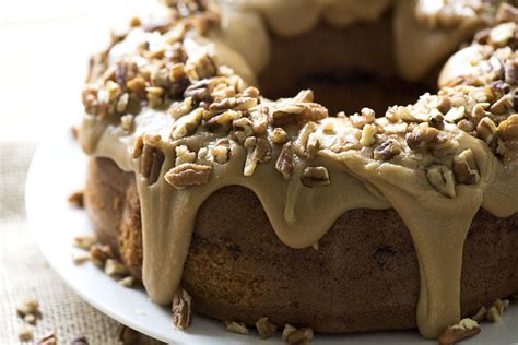 Brown Sugar Swirled Praline Bundt Cake – 12 Tomatoes