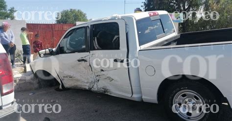 Aparatoso Choque En La Carretera Doctor Mora San Miguel De Allende Deja