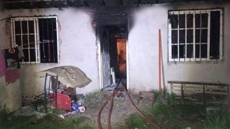 La Plata Dos Adolescentes Murieron Calcinados Al Incendiarse Su Casa