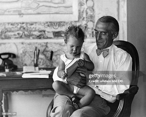 Leonhard Frank Photos And Premium High Res Pictures Getty Images
