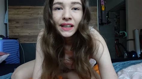 Feet Fetish Skinny Teen Shows Her Feet German Amateur Porn By Big XHamster