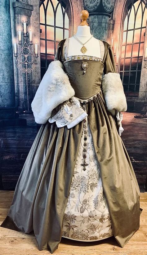 Tudor Gown Made To Order With Fur Sleeves Etsy Tudor Gown