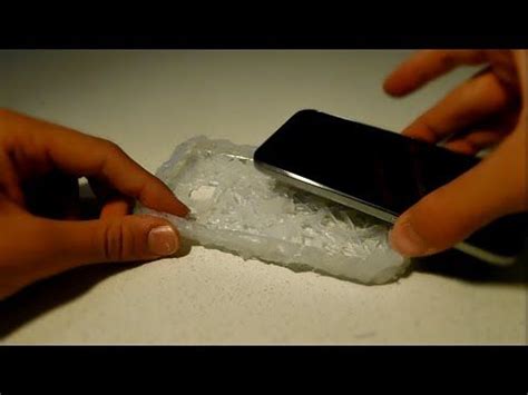How To Make A Phone Case With Hot Glue Hot Glue Phone Case Make A Phone Case Cell Phone