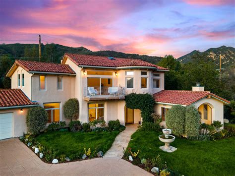 Holly & Chris, Best Realtors in Calabasas, Malibu, Westlake