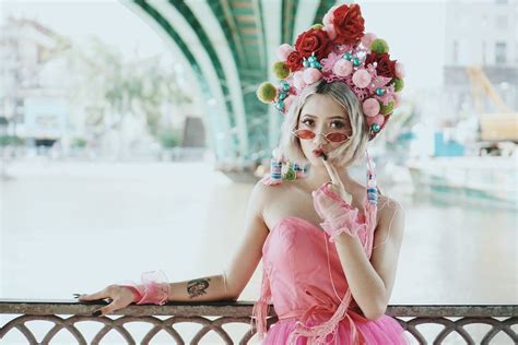 Nữ sinh 20 tuổi có vòng eo 54 cm xinh như hot girl tiết lộ ảnh quá khứ đen nhẻm