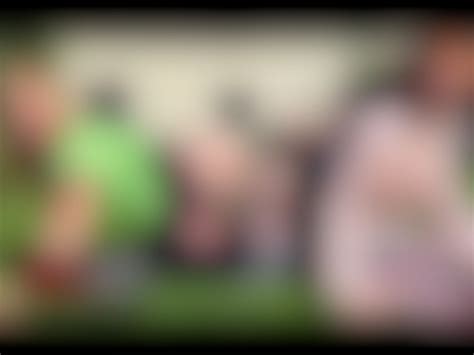 Red and Her Girlfriend Play With a Double Dildo Outside Vidéos Porno Gratuites YouPorn