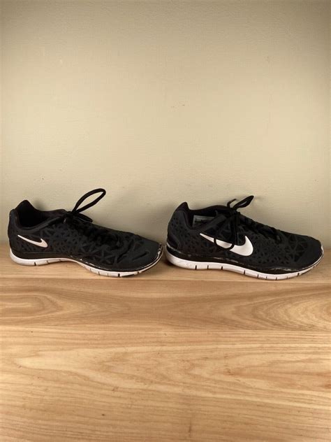 Nike Black And White Athletic Tennis Shoes Size 75 Gem