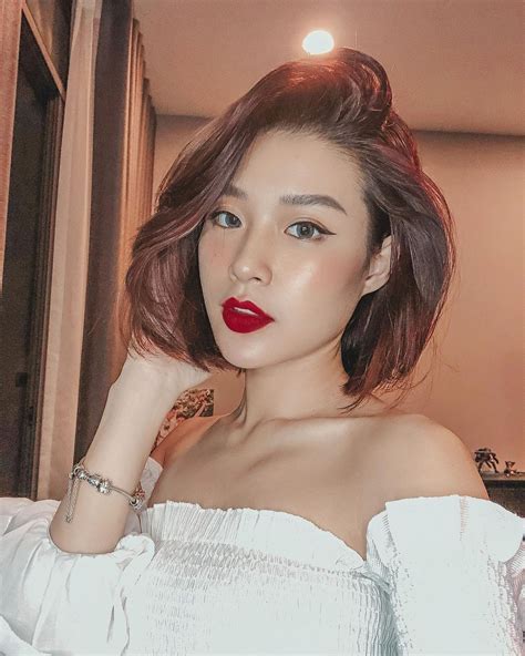 Nhan sắc vợ hot girl xinh không góc chết của rapper Rhymastic