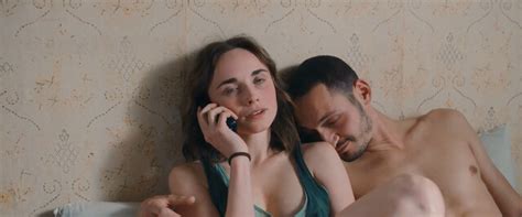 Nude Video Celebs Darya Plakhtiy Nude Falling