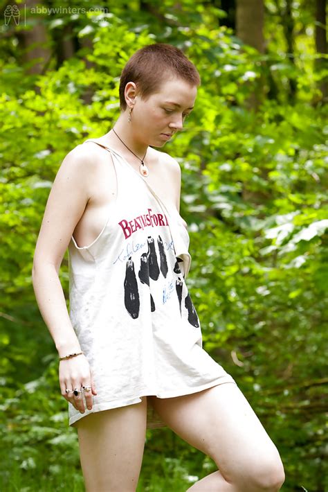 Big Tits Short Hair XXX Dessert Picture 4