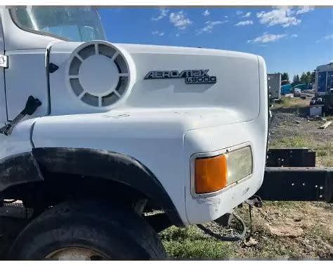 Ford L9000 Hood In Ucon Id 70523 6