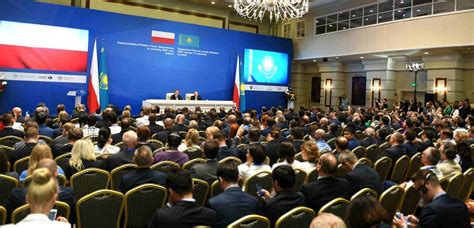 Nazarbayev encourages Polish businesspersons to invest in Kazakhstan