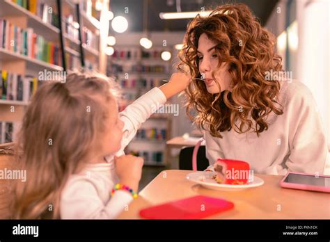 Foster Brunette Hi Res Stock Photography And Images Alamy