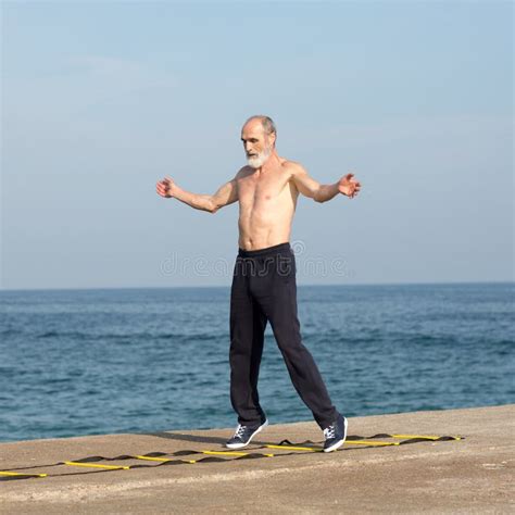 1 011 Naked Body Old Man Stock Photos Free Royalty Free Stock Photos From Dreamstime