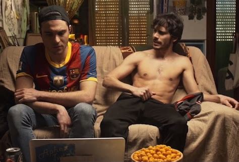 Corto de cine gay Alirón