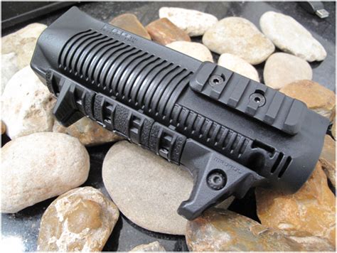 Fab Defense Remington 870 Tactical Rail Forend Magpul Xtm Hand Stop