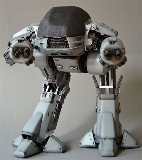 Hot Toys Ed Robocop Mms