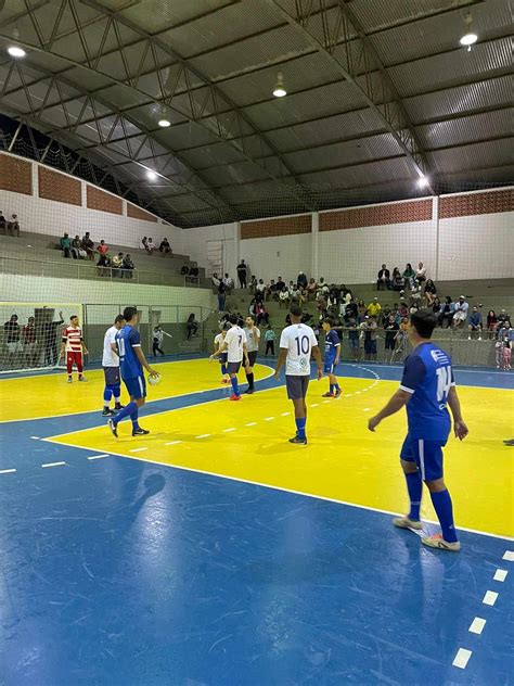 Goleadas marcam início do Campeonato Perna de Pau 2023