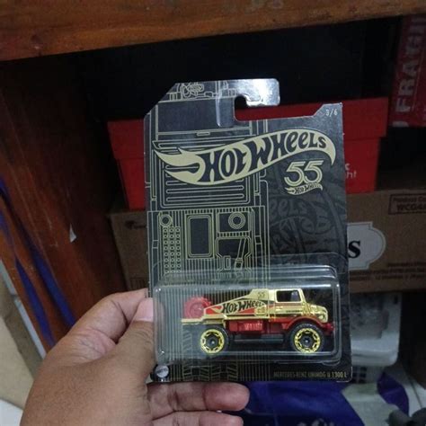 Jual Hot Wheels Mercedes Benz Unimog U 1300 L Shopee Indonesia