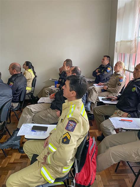 BOMBEIROS DO SETOR DE PREVANÇÃO DO 7º GB REALIZAM INSTRUÇÃO DE