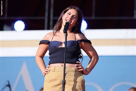 Alessia Cara Nude OnlyFans Leaks Fappening Page