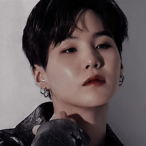 𝐲𝐨𝐨𝐧𝐠𝐢┊𝗮𝗲𝘀𝘁𝗵𝗲𝘁𝗶𝗰 › 𝗶𝗰𝗼𝗻 𝐏𝐈𝐍𝐓𝐄𝐑𝐄𝐒𝐓 Gxccitete Fotos De Rosto Meninos Bts Fotos Do Suga