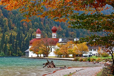 Autumn 2018 See Beautiful Fall Colours Around The World