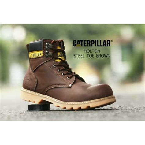 Jual Sepatu Caterpillar Holton Safety Boots Ujung Besi Pria Tracking