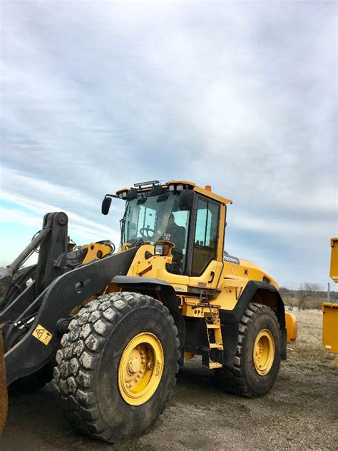 Volvo L 110 G Wheel Loaders Construction Equipment Komatsu Used