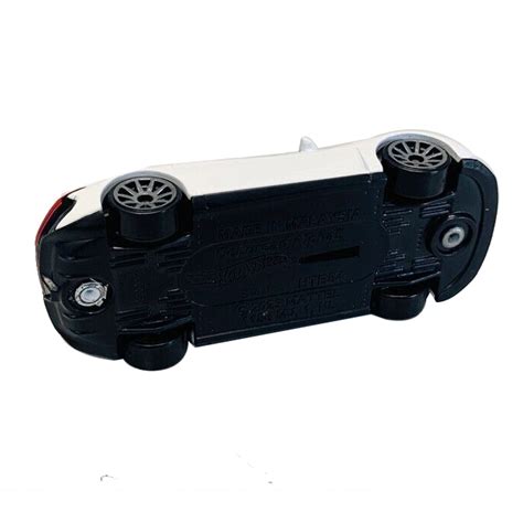 Đồ Chơi Mô Hình Siêu Xe Hot Wheels C4982 85 250 DeLorean Alpha5 FAHASA