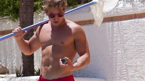 Muscle Micky S 9 Inches Enjoys A Hot Power Bottom XXXshake Video