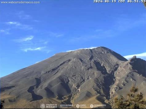 El vvolcán Popocatépetl emite 16 exhalaciones de baja intensidad y 347