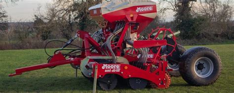 GRASSLAND Trailed Moore Unidrill