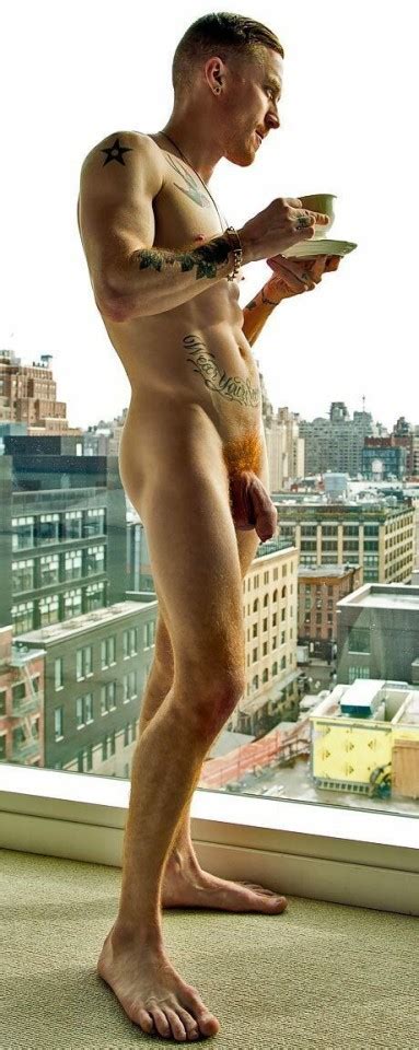 Bare Naked Nude Men Tumblr Tumbex