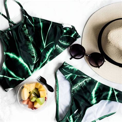 Elizabeth Marxs Purple String Bikini For Digital Desire Elizabeth Marxs Purple String Bikini For