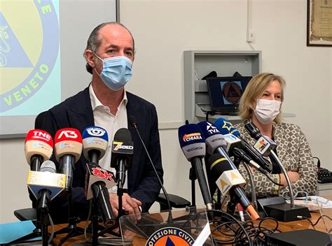 Zaia è contro l obbligo vaccinale Meglio limitare la libertà dei No