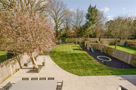 bedrooms knowle park cobham hawksman