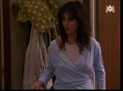 CFNM BARE ASS Video ThisVid