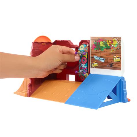 Hot Wheels Skate Drop In Skate Set Case Of 3