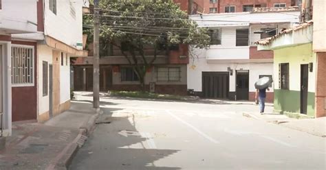 Colombian Cops Hunt Brit As Half Naked Woman Found Dead And Tortured In Holiday Rental The