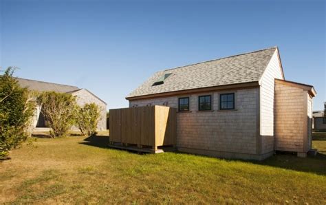 Dormitory Nantucket Caddy Facility Golf Clubs Bathing Shed