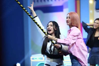 D N Hot Girl B Tranh T I O N Khi N Ng I Xem M M