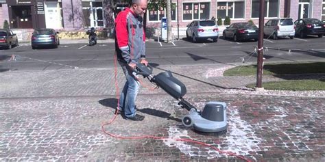 Как ухаживать за брусчаткой | Чем очистить брусчатку