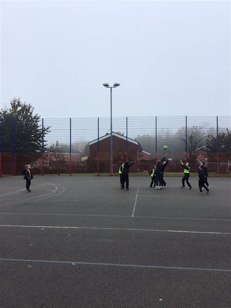 Thatto Heath Community Primary School