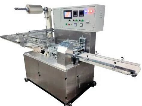 Om Engineering Multi Purpose On Edge Biscuits Packing Machine 230 V