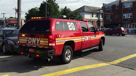 Fdny Battalion Chief 20 Returning To Temporary Quarters At Fdny Engine